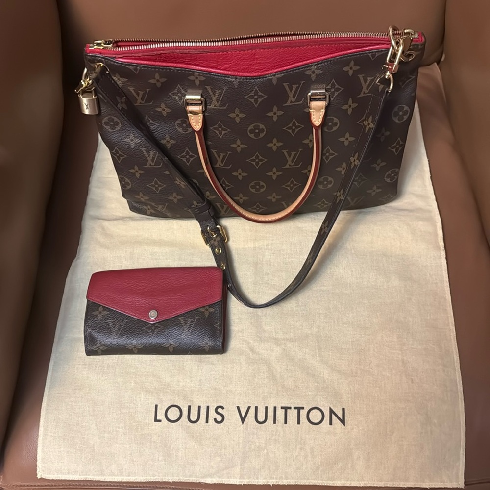 Louis Vuitton Pallas & Matching Wallet